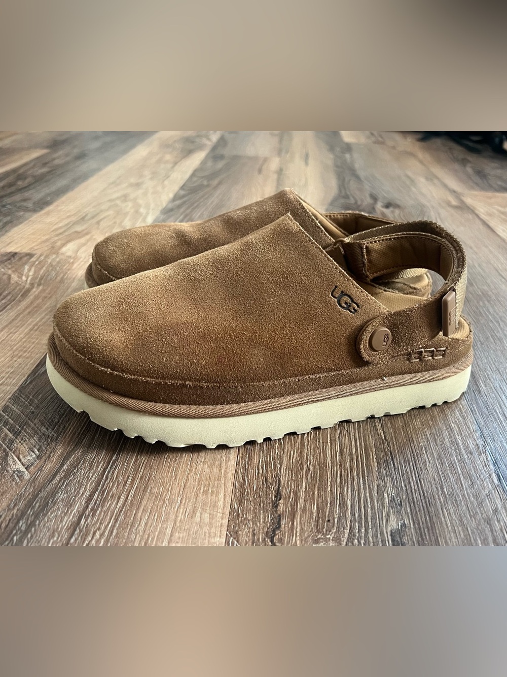 Ugg Goldenstar - Picture 2 of 7